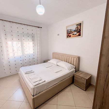 Gerald'S Central Apartments Vlorë 외부 사진