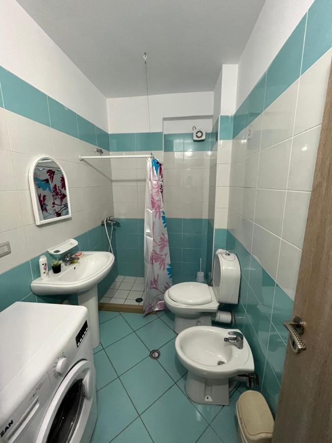Gerald'S Central Apartments Vlorë 외부 사진