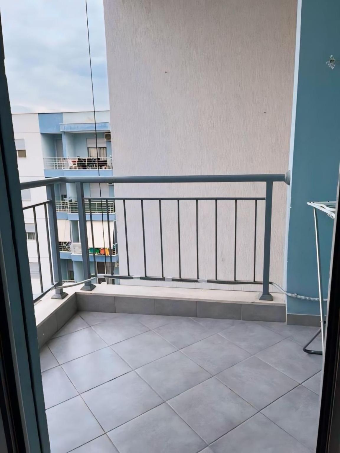Gerald'S Central Apartments Vlorë 객실 사진