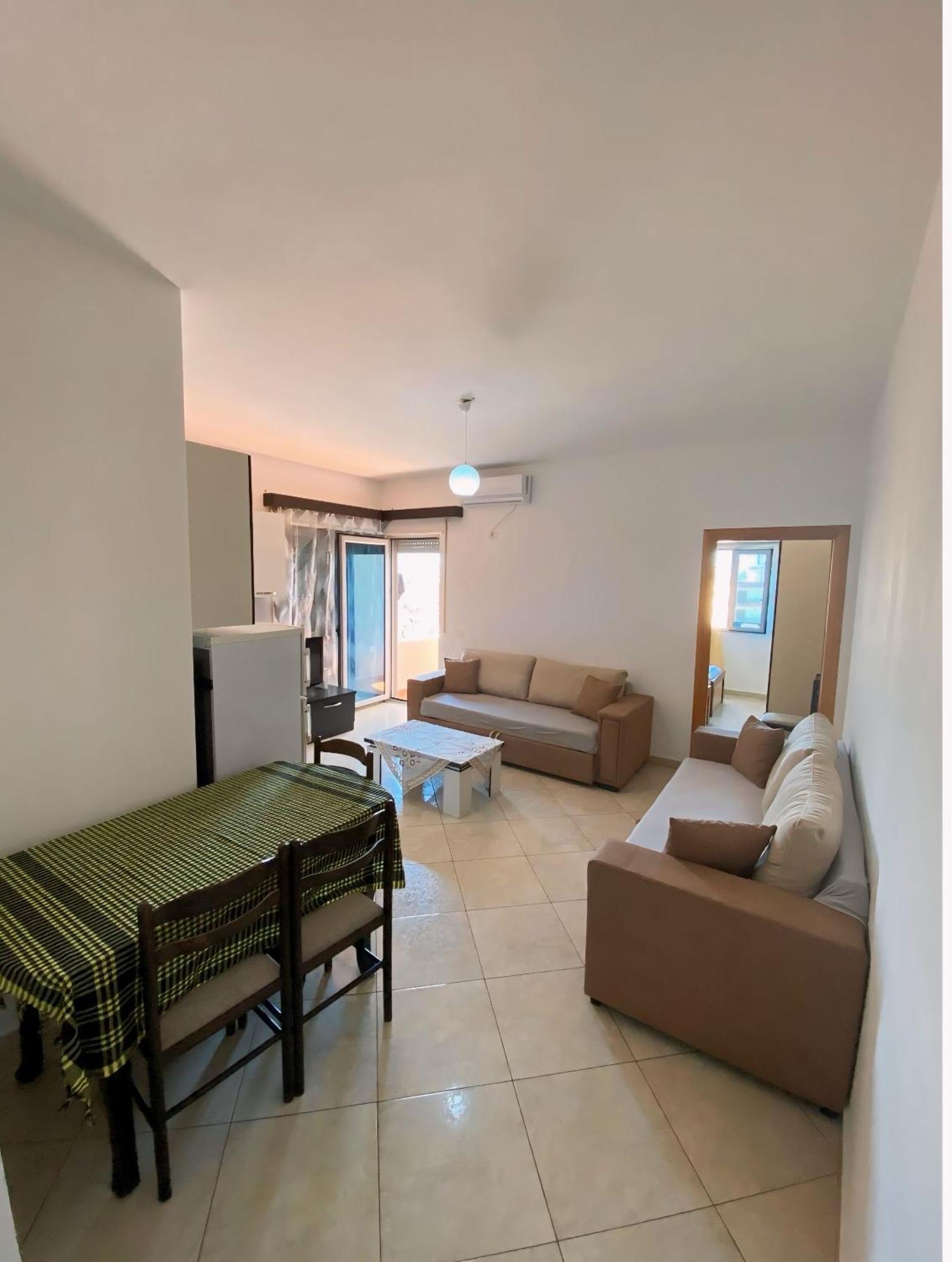 Gerald'S Central Apartments Vlorë 외부 사진