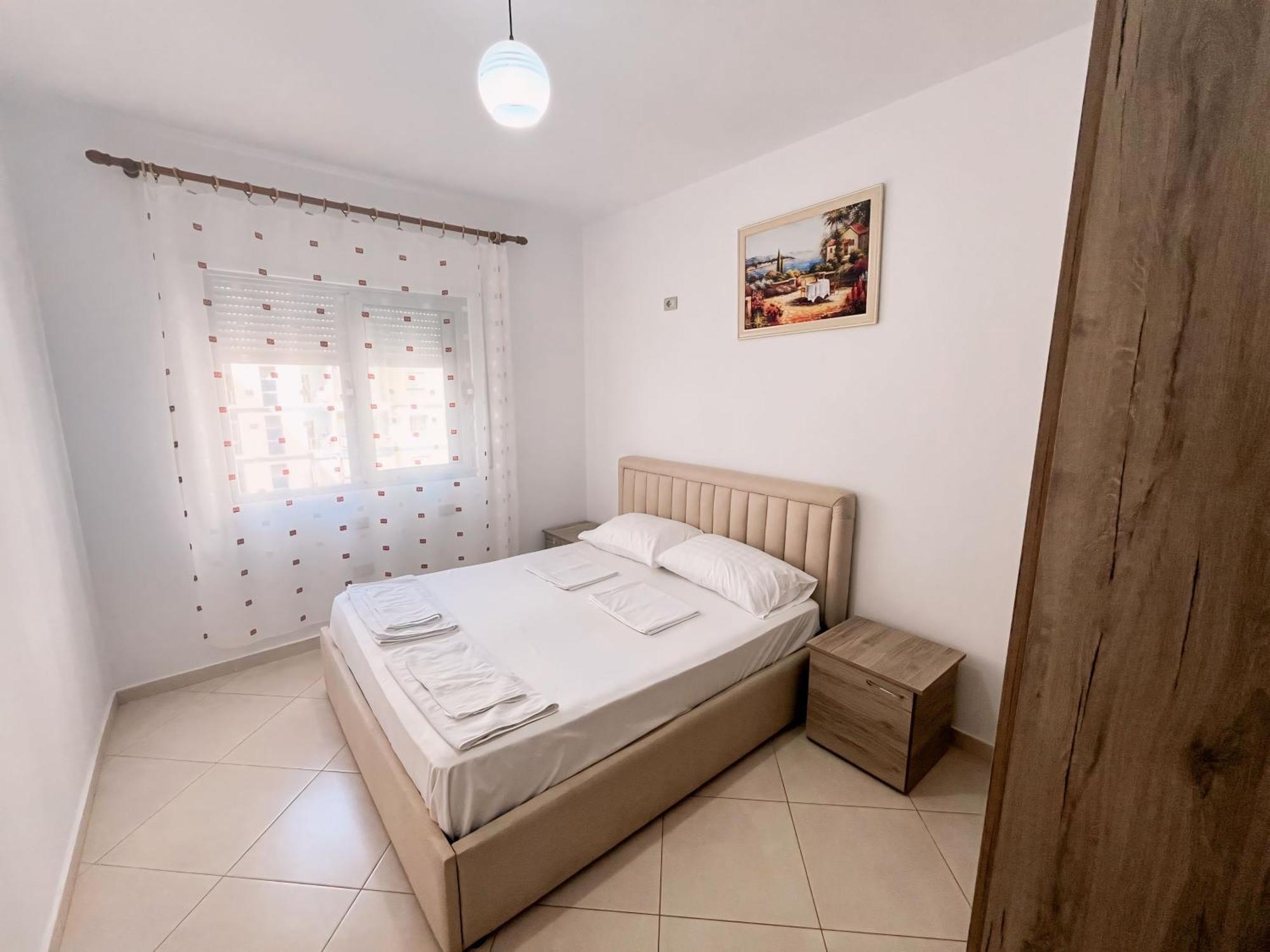 Gerald'S Central Apartments Vlorë 외부 사진
