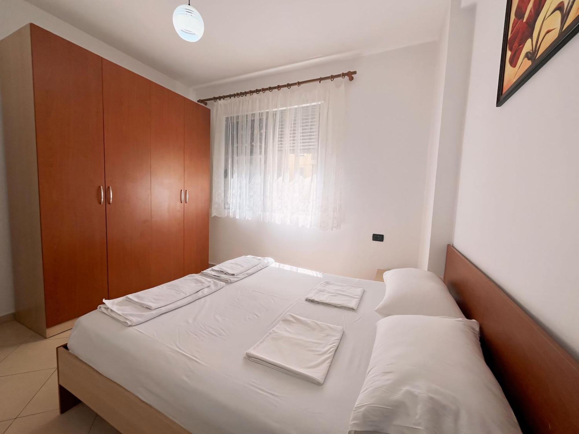 Gerald'S Central Apartments Vlorë 외부 사진