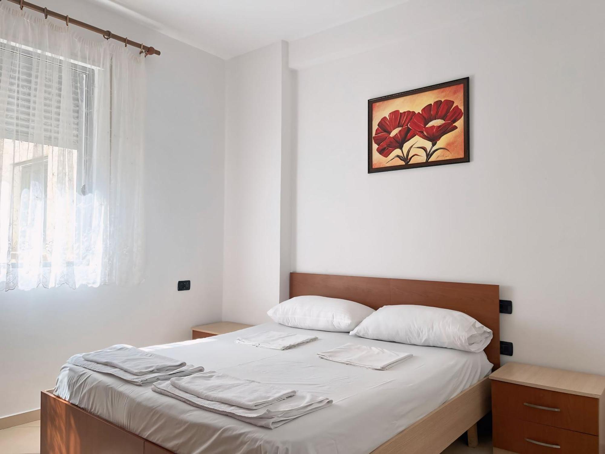 Gerald'S Central Apartments Vlorë 외부 사진