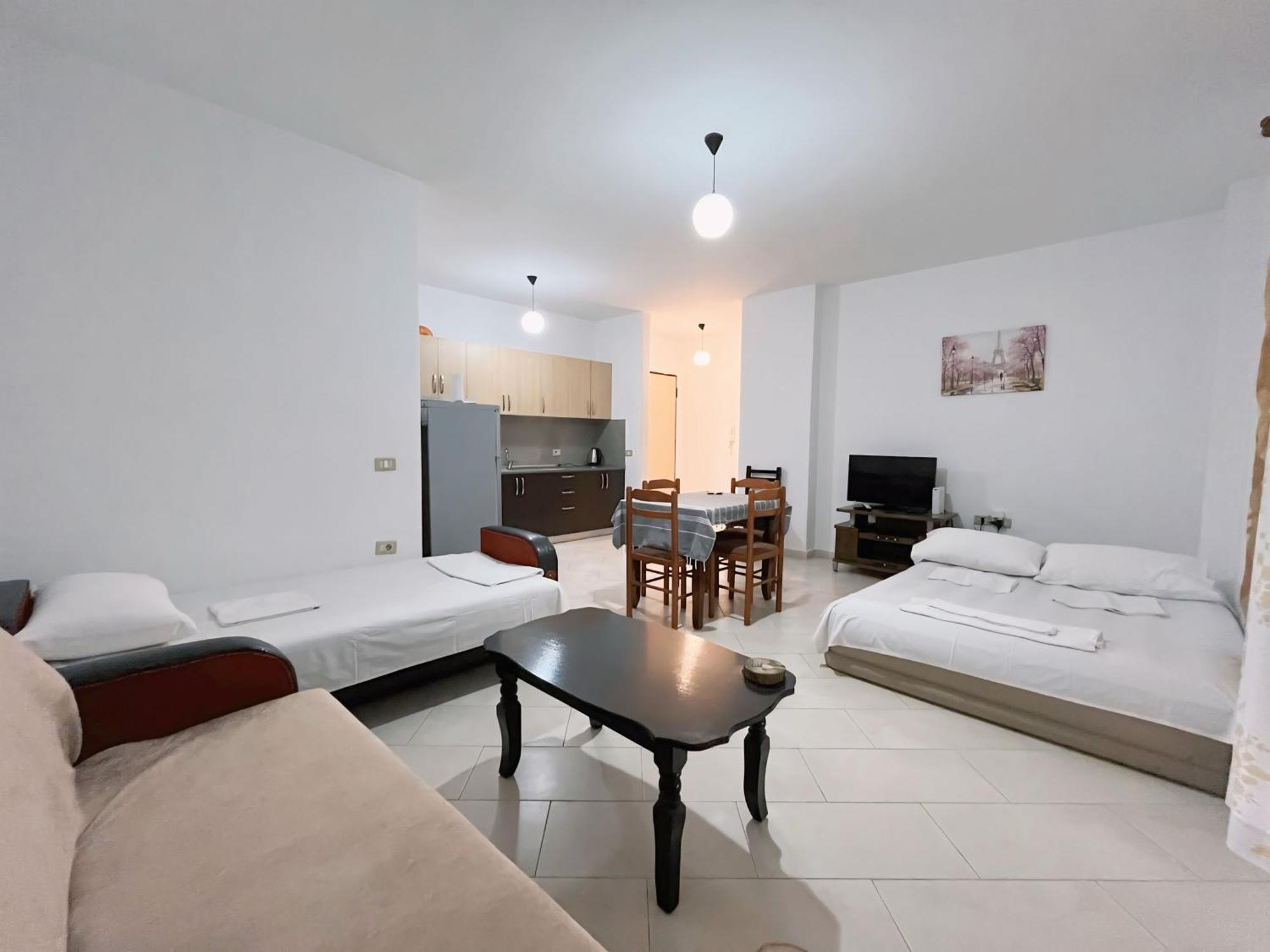 Gerald'S Central Apartments Vlorë 외부 사진
